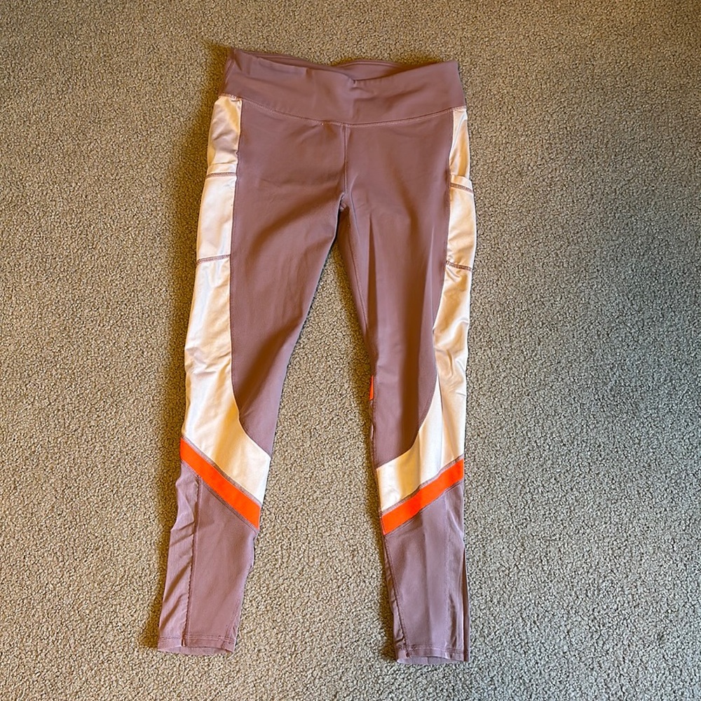 Women’s athletic leggings
